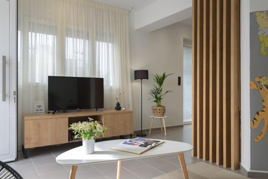 Onar Elegant Beachside Appartement Iraklion